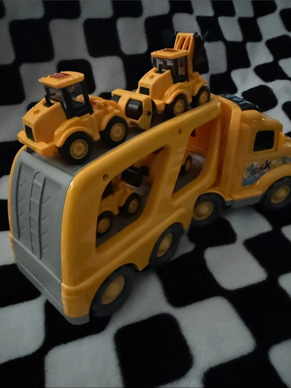 N/A bright yellow